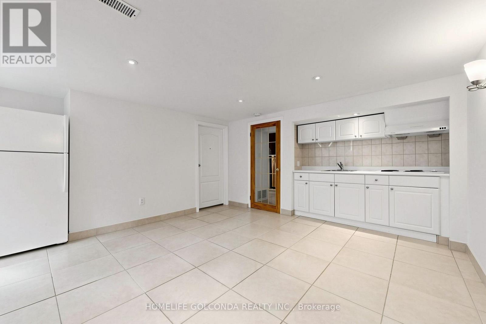 21 Grove Park Crescent, Toronto, Ontario  M2J 2C7 - Photo 25 - C13791954