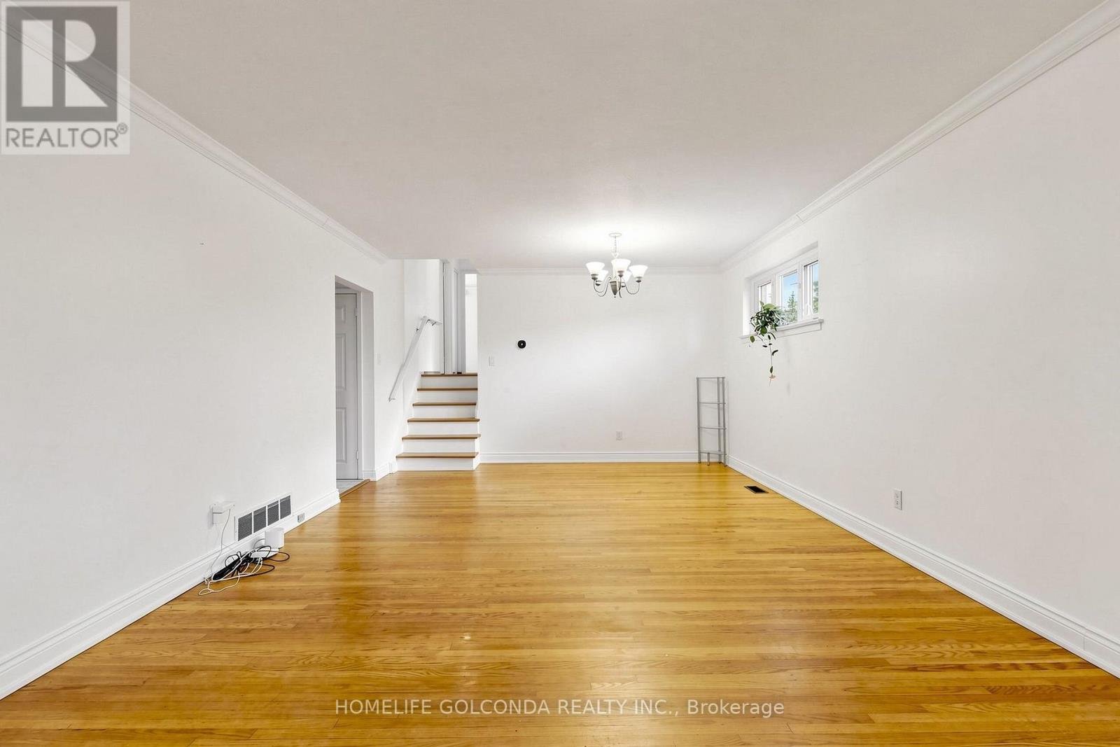 21 Grove Park Crescent, Toronto, Ontario  M2J 2C7 - Photo 6 - C13791954