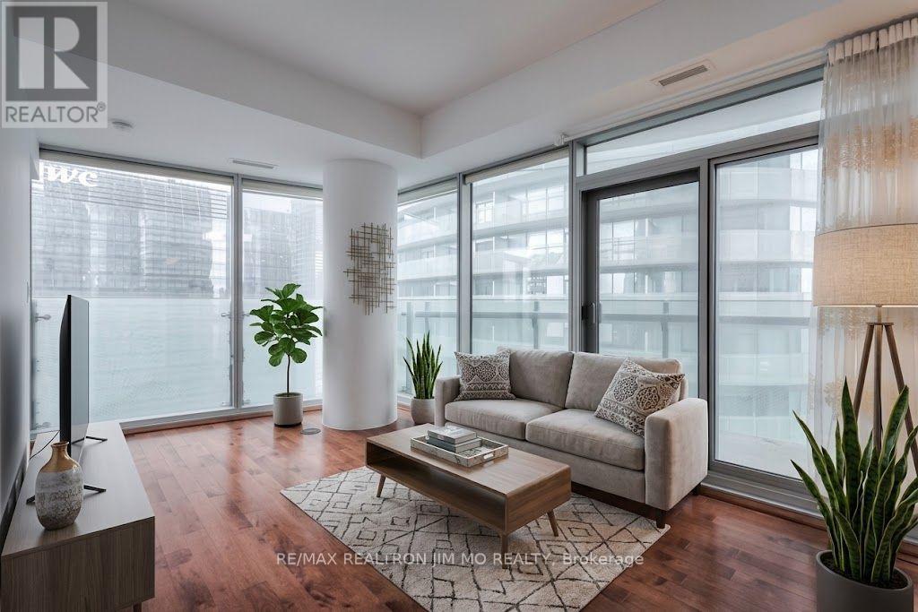 2610 - 12 York Street, Toronto, Ontario  M5J 0A9 - Photo 3 - C13794884