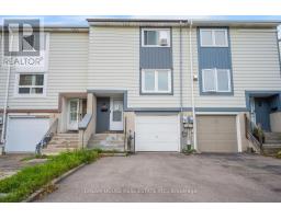 40 HOSKINS SQUARE, Brampton, Ontario