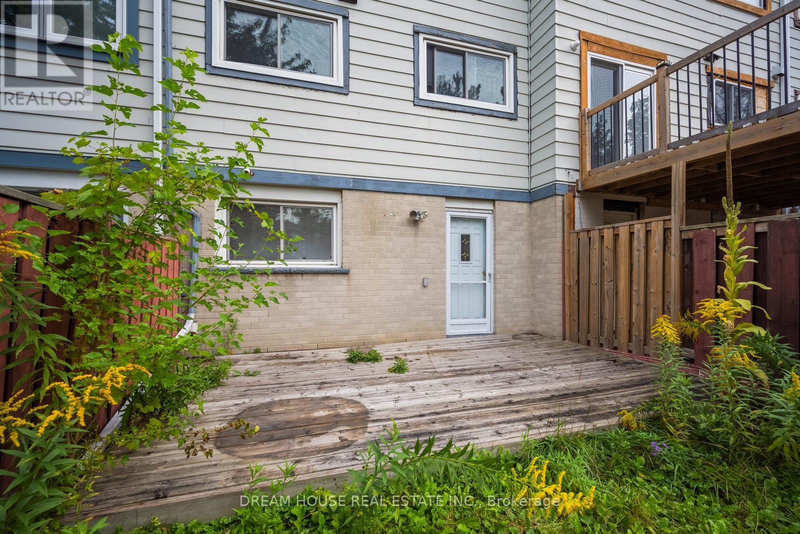 40 Hoskins Square, Brampton, Ontario  L6S 2N6 - Photo 33 - W13780432