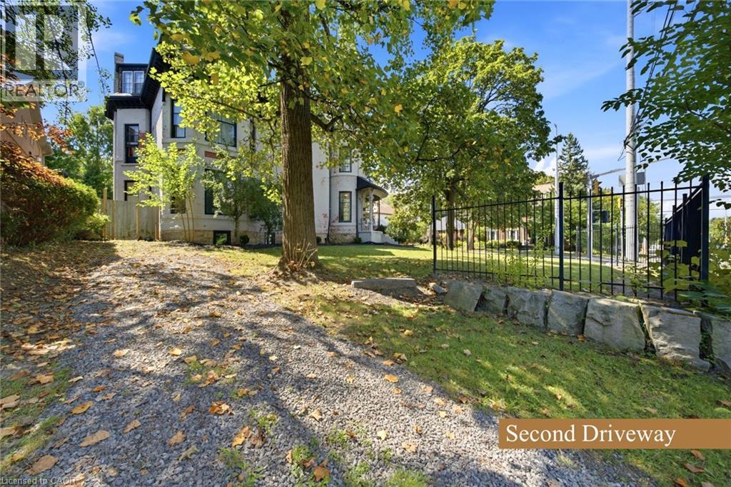 347 Queen Street S, Hamilton, Ontario  L8P 2P7 - Photo 39 - 40861407