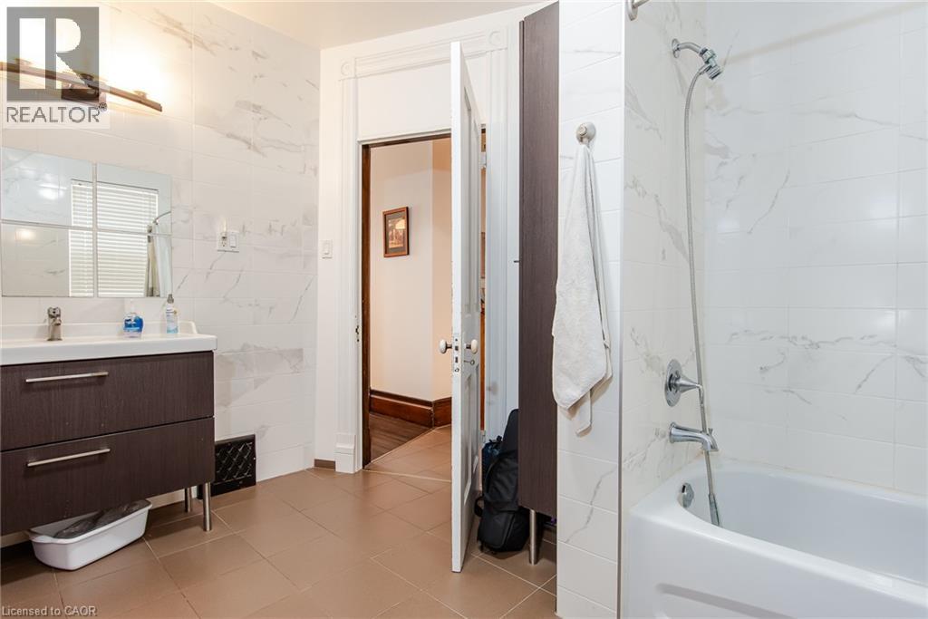 94 Margaret Avenue, Kitchener, Ontario  N2H 4H6 - Photo 35 - 40864244