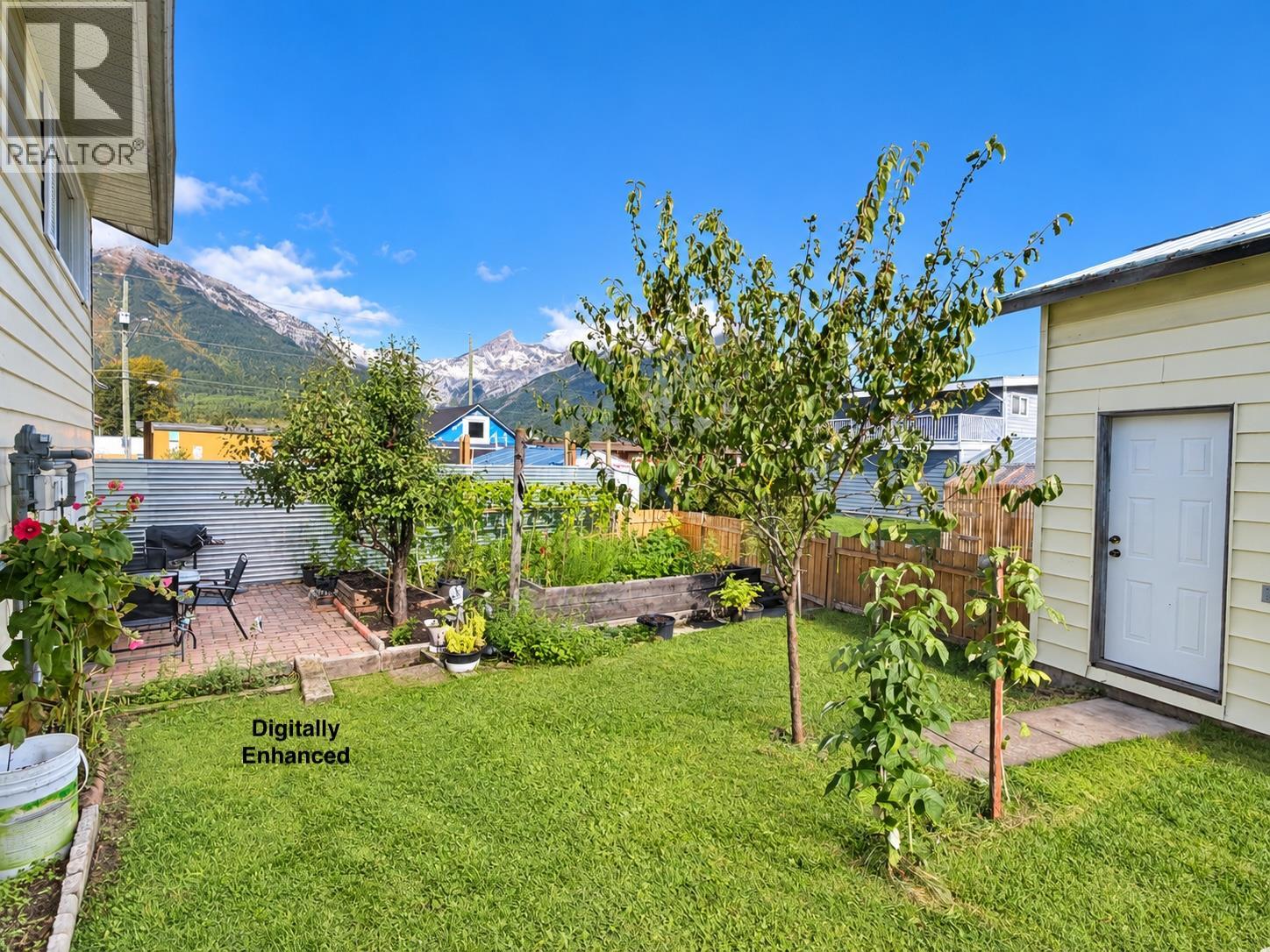 166 14th Street, Fernie, British Columbia V0B 1M0 - Photo 39 - 10400720