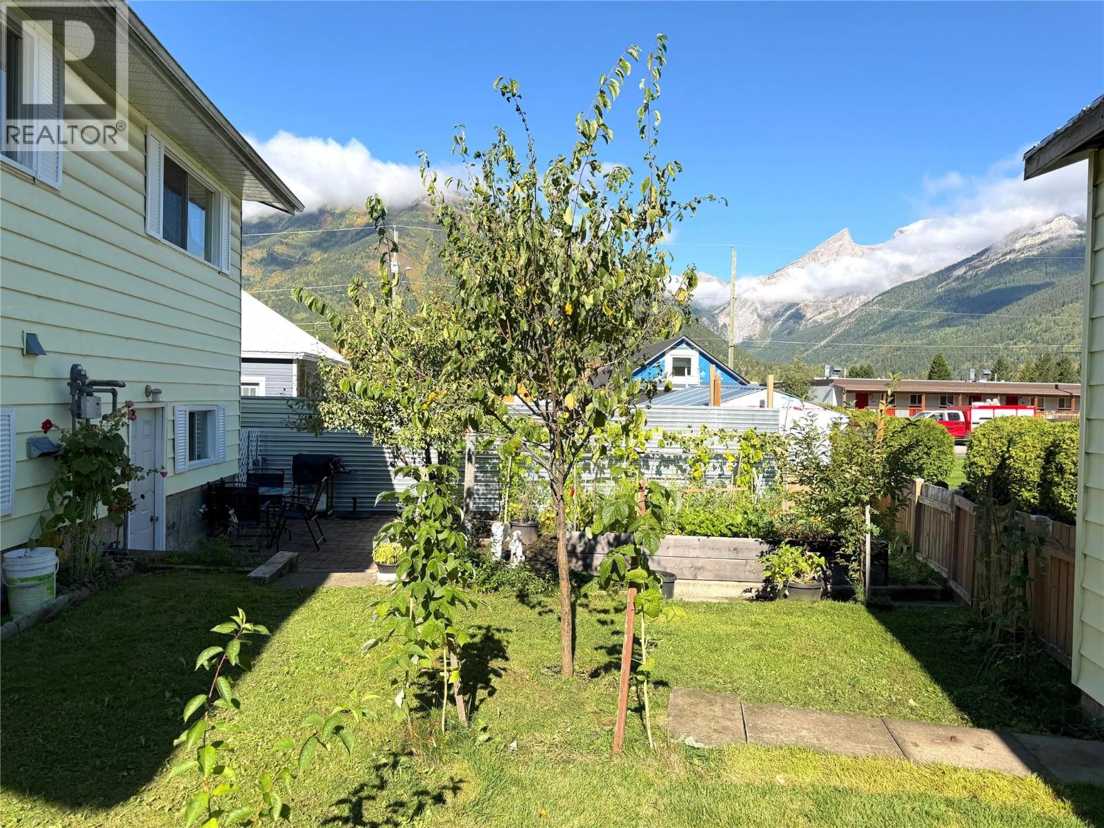 166 14th Street, Fernie, British Columbia V0B 1M0 - Photo 42 - 10400720