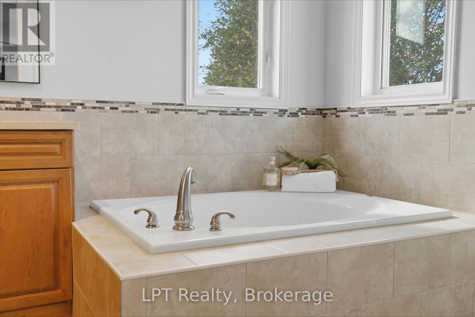 152 Sheridan Street, Oshawa, Ontario  L1G 8A4 - Photo 22 - E13797668