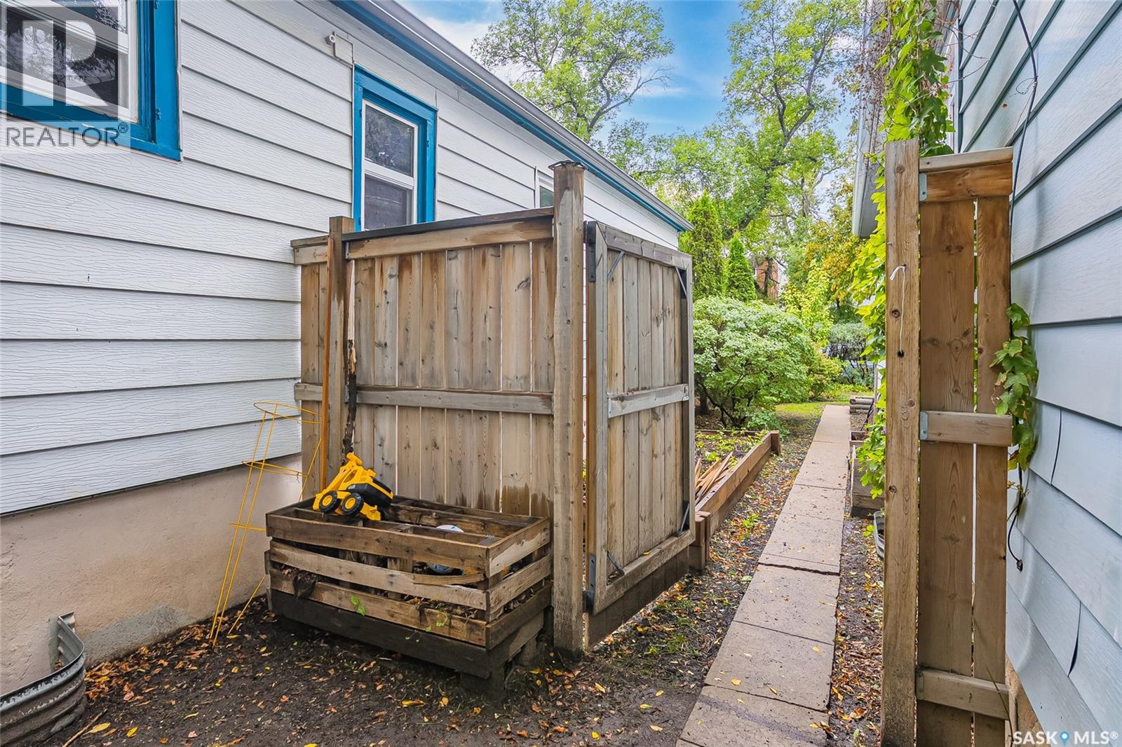 1116 B Avenue N, Saskatoon, Saskatchewan  S7L 1G1 - Photo 40 - SK048744