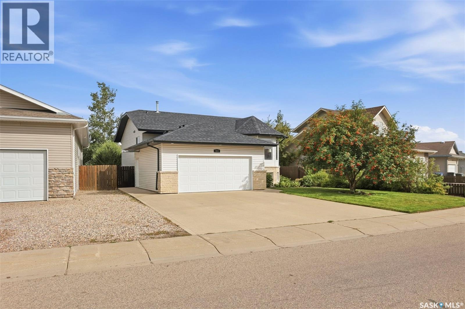 514 1st Avenue N, Warman, Saskatchewan  S0K 4S0 - Photo 2 - SK048688
