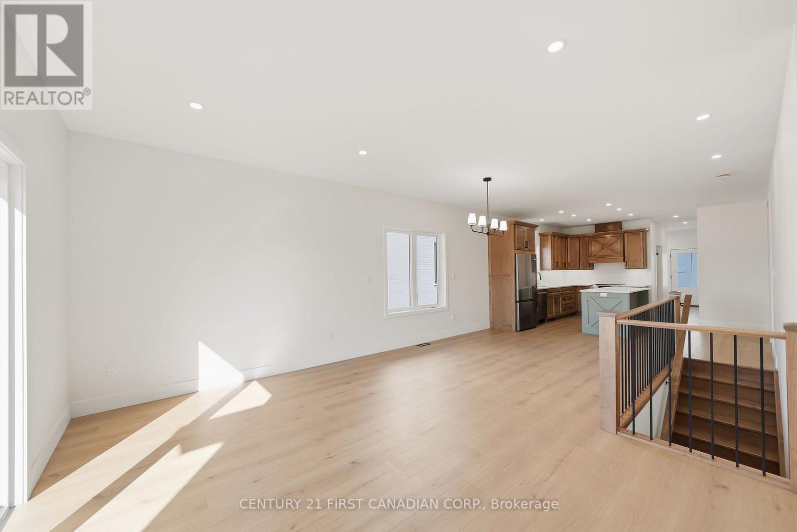 123 Addison Avenue, Lucan Biddulph, Ontario  N0M 2J0 - Photo 15 - X13797800