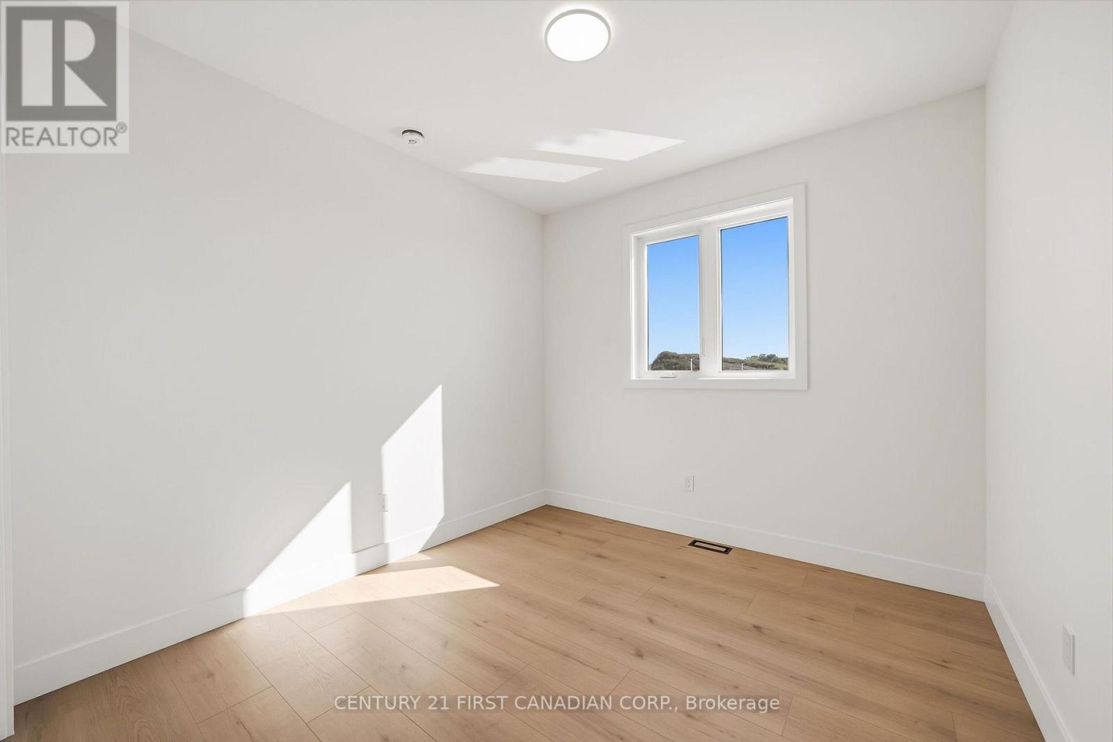 123 Addison Avenue, Lucan Biddulph, Ontario  N0M 2J0 - Photo 22 - X13797800