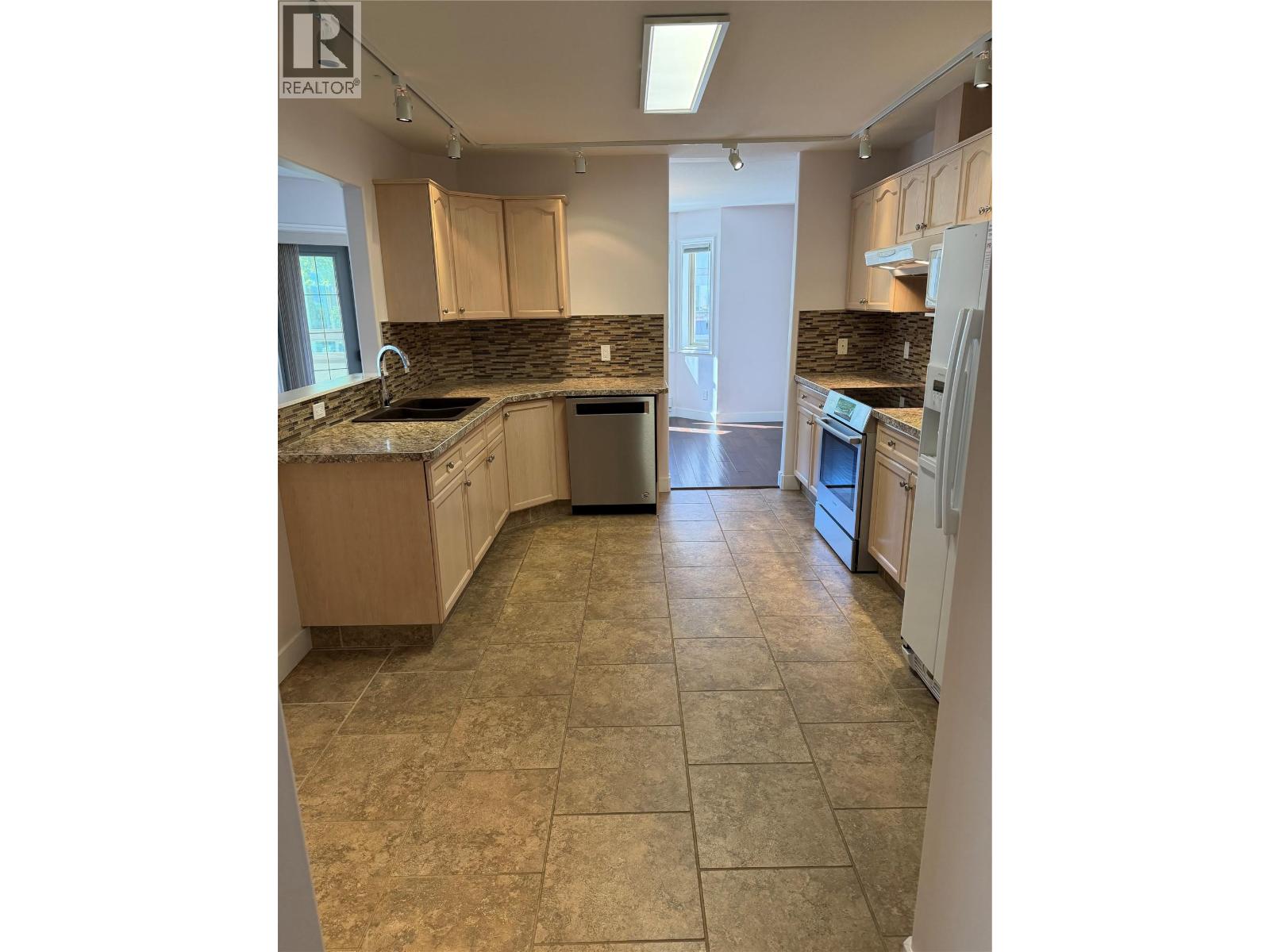 8416 Jubilee Road E Unit# 106 Summerland Photo 5 8416 Jubilee Road E Unit# 106 Summerland Photo 5
