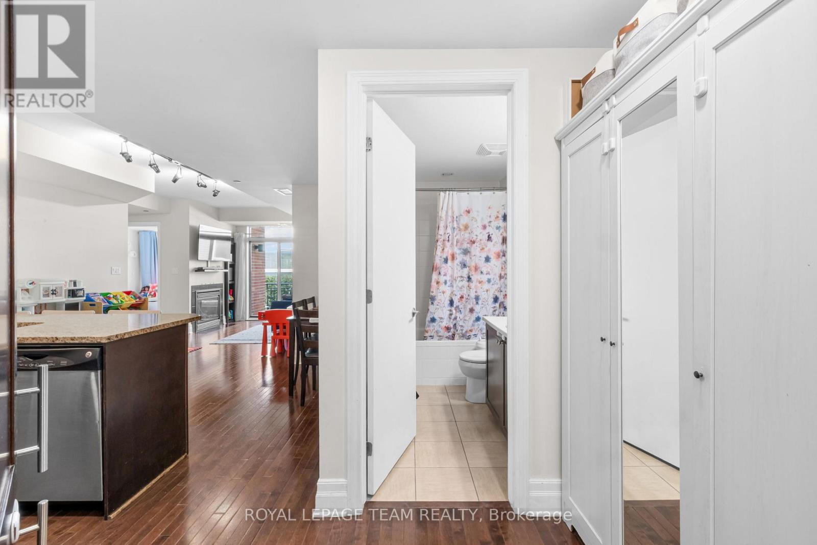 212 - 950 Marguerite Avenue, Ottawa, Ontario  K1K 3T8 - Photo 8 - X13797582