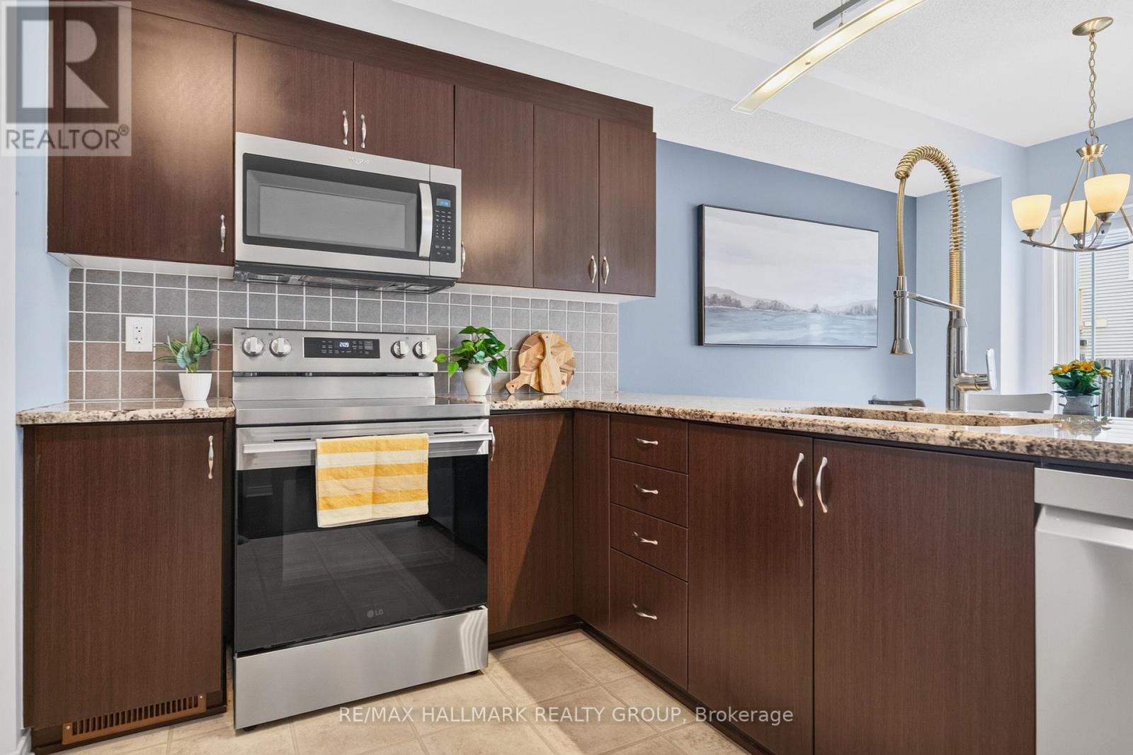 678 Percifor Way, Ottawa, Ontario  K1W 0E2 - Photo 19 - X13797772