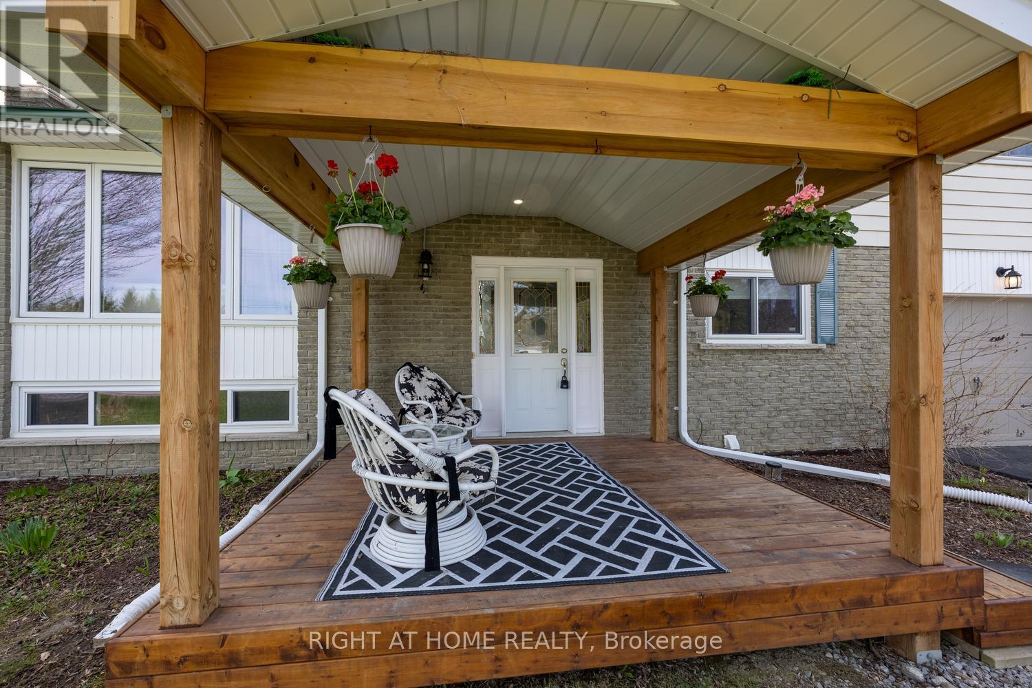 17 CRESTVIEW AVENUE, Scugog, Ontario
