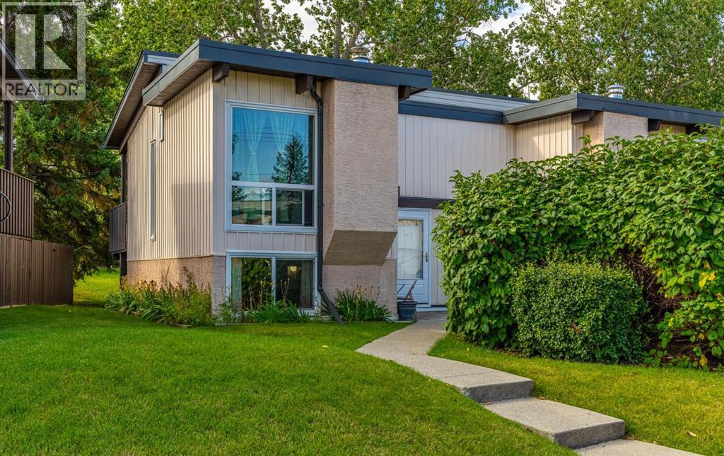 125 Oaktree Lane Sw, Calgary, Alberta T2V 4E3 - Photo 17 - A2345831