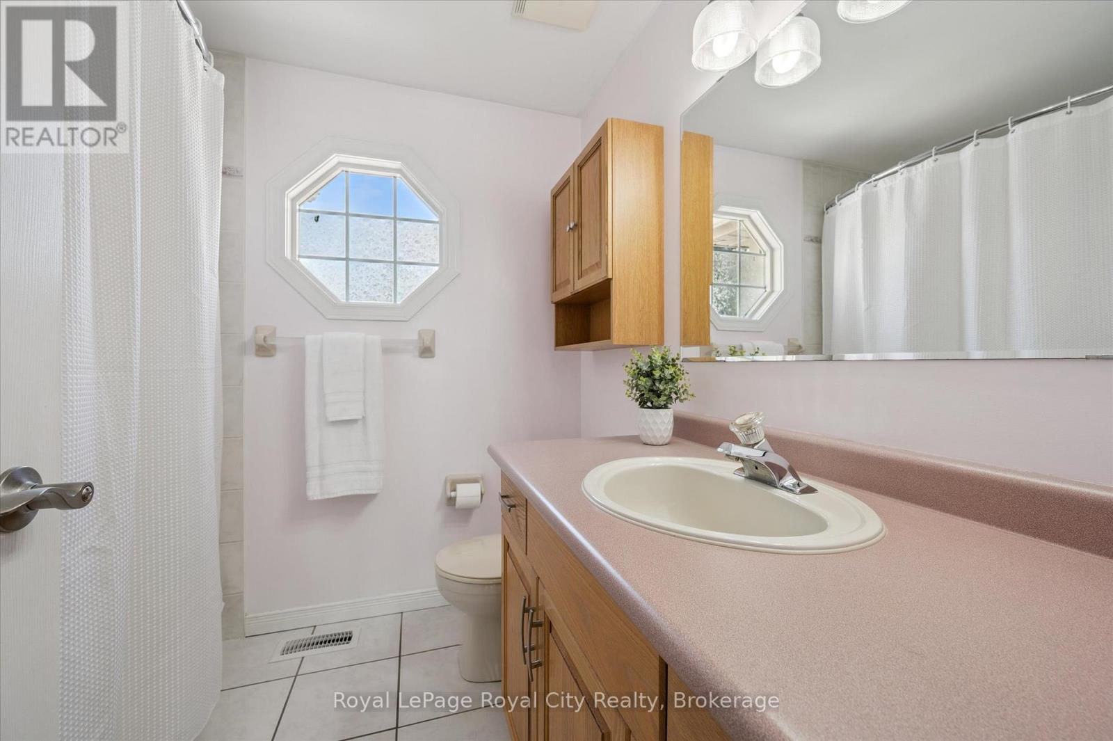 27 Oakridge Crescent, Guelph, Ontario  N1L 1J3 - Photo 32 - X13797556