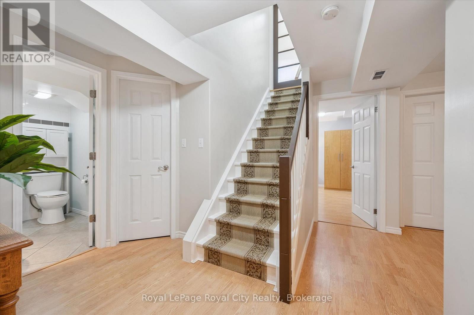 27 Oakridge Crescent, Guelph, Ontario  N1L 1J3 - Photo 34 - X13797556