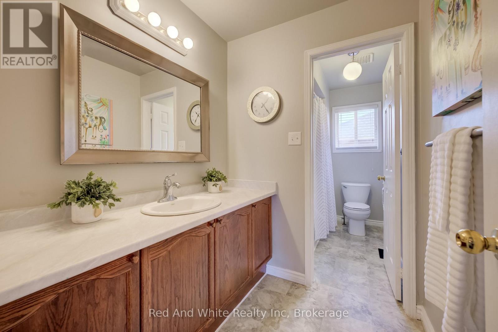 554 Grand Ridge Drive, Cambridge, Ontario  N1S 4Y9 - Photo 31 - X13797564