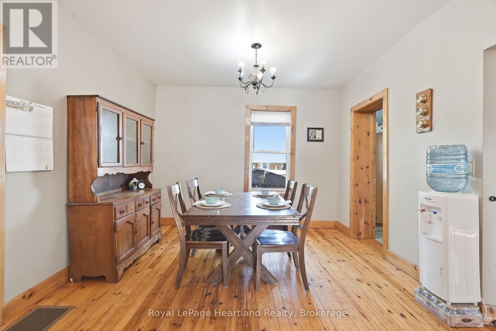 8 Clarke Street S, Minto, Ontario  N0G 1M0 - Photo 14 - X13797708