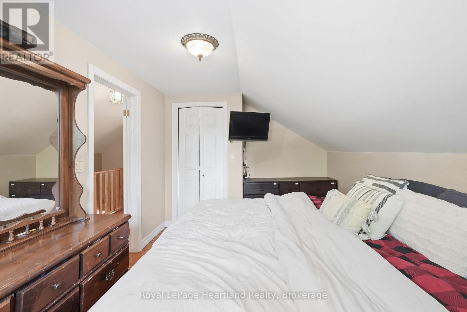 8 Clarke Street S, Minto, Ontario  N0G 1M0 - Photo 21 - X13797708