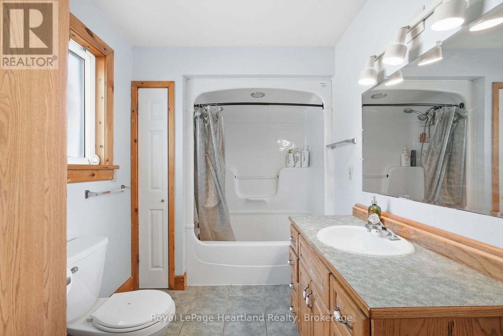 8 Clarke Street S, Minto, Ontario  N0G 1M0 - Photo 22 - X13797708