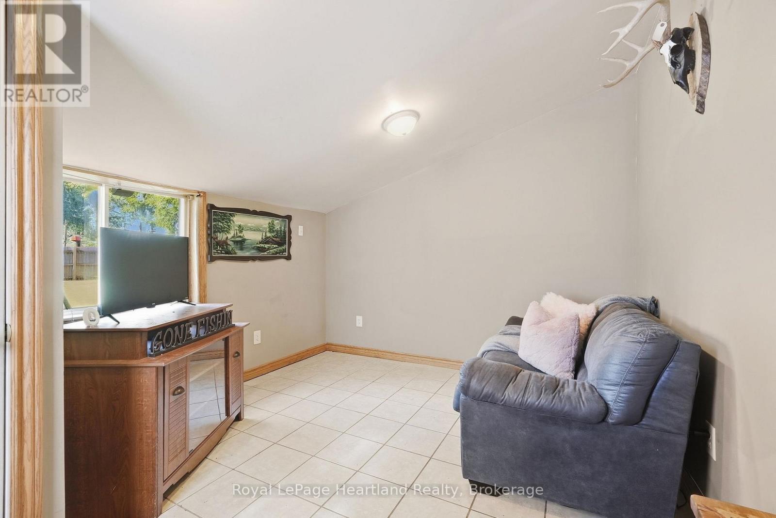 8 Clarke Street S, Minto, Ontario  N0G 1M0 - Photo 26 - X13797708