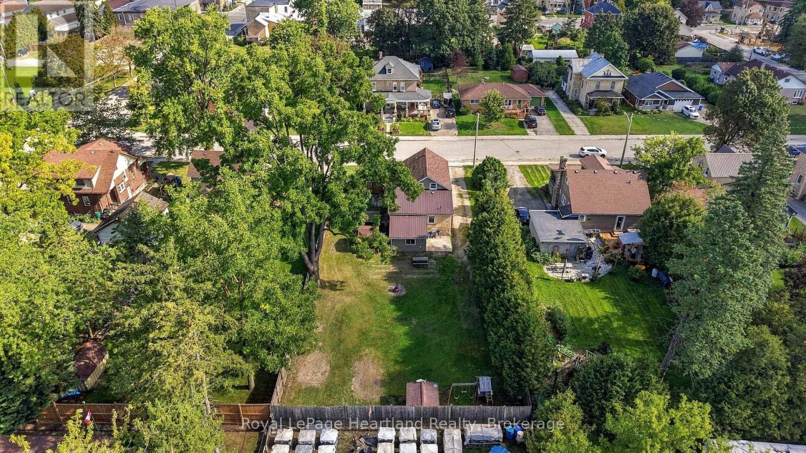 8 Clarke Street S, Minto, Ontario  N0G 1M0 - Photo 40 - X13797708