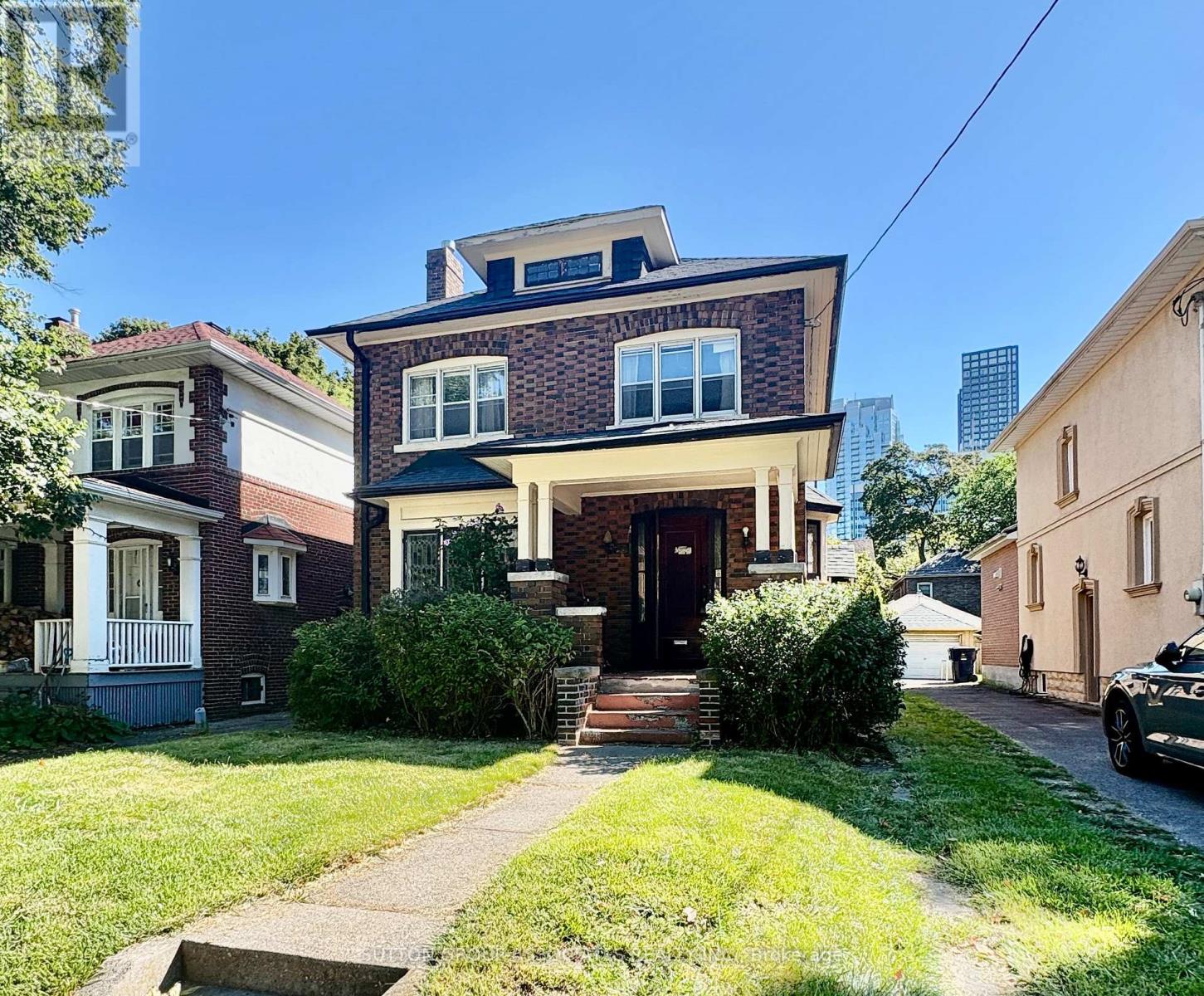 159 Colin Avenue, Toronto, Ontario  M5P 2C5 - Photo 1 - C13797842