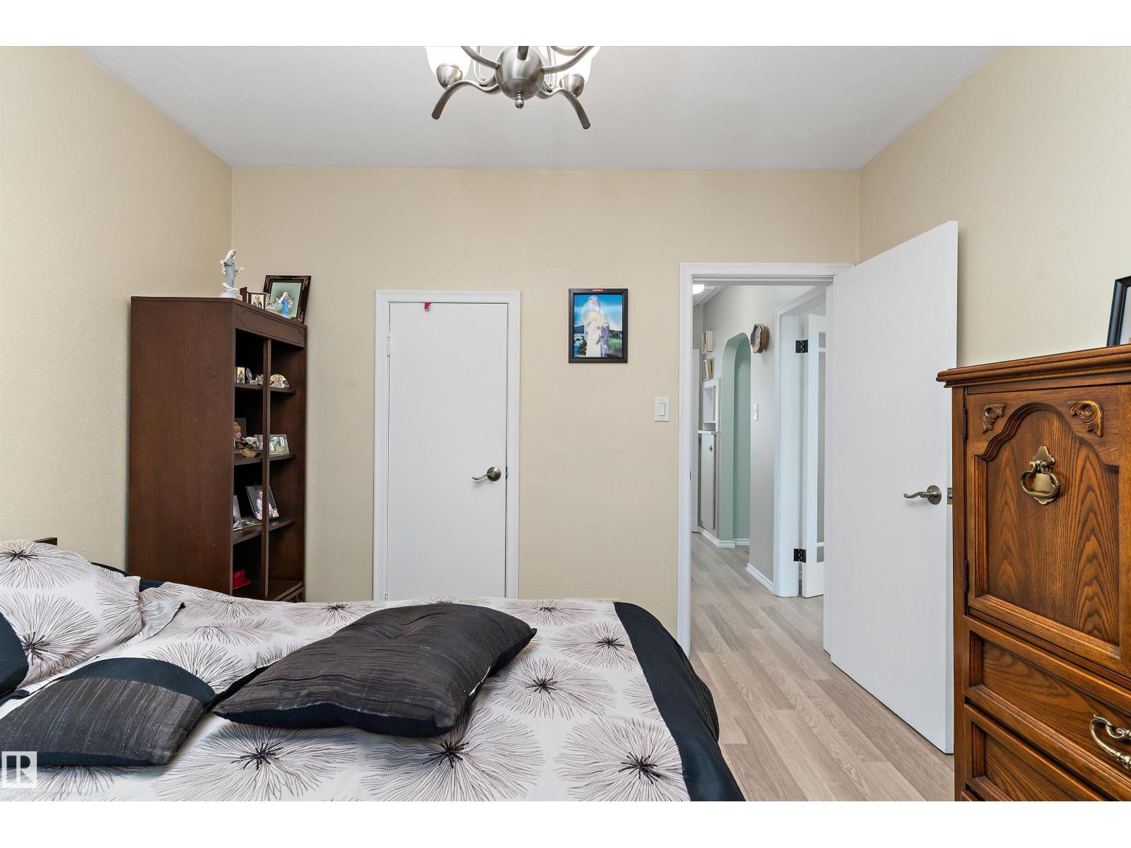 11911 70 St NW, Edmonton, Alberta  T5B 1V1 - Photo 8 - E4508318