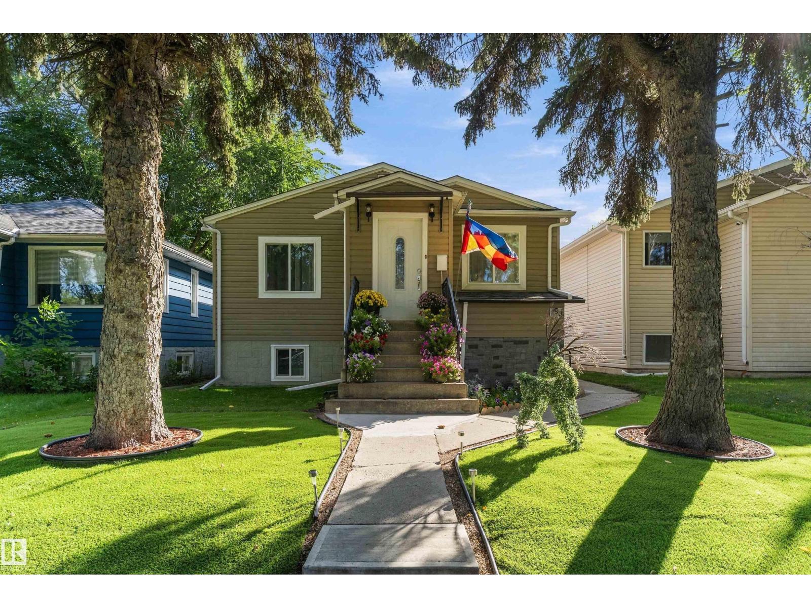11911 70 ST NW, Edmonton, Alberta