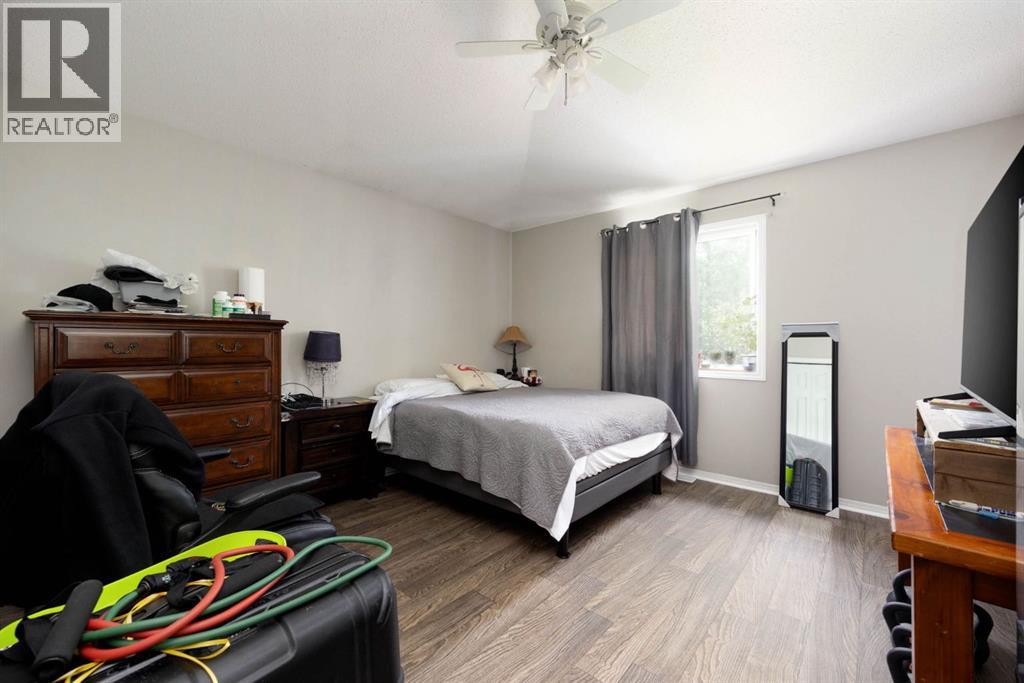 227 Warren Road