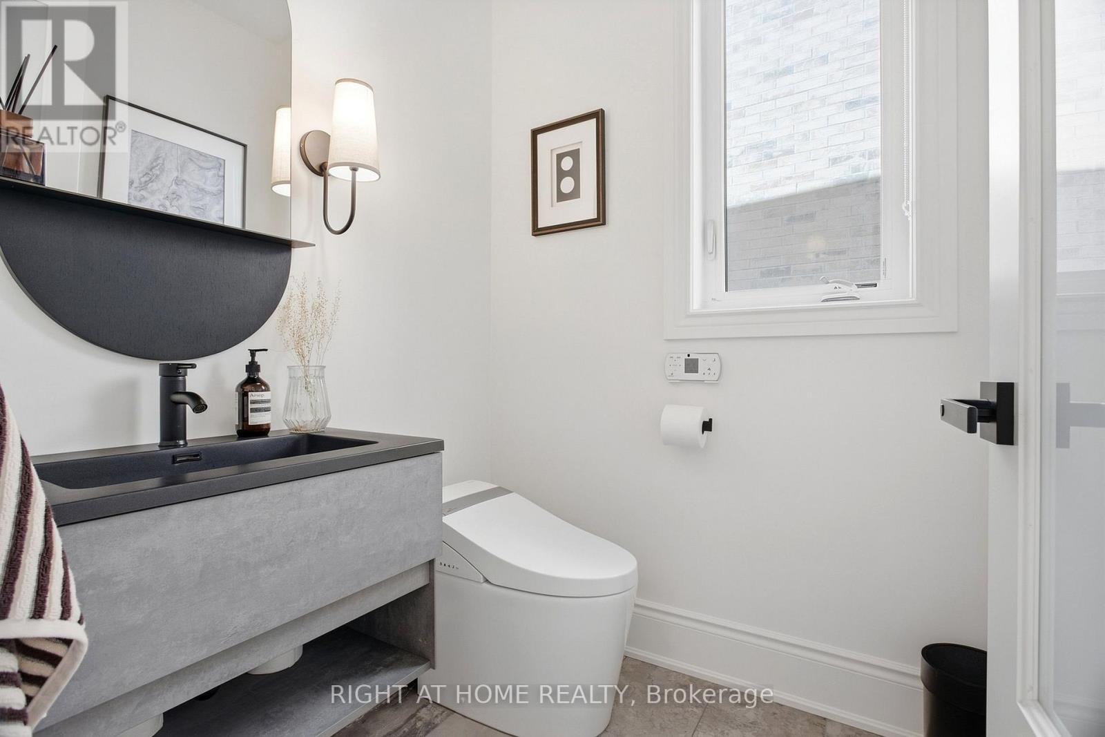 70 Balsdon Hollow, East Gwillimbury, Ontario  L9N 0Y1 - Photo 23 - N13797654