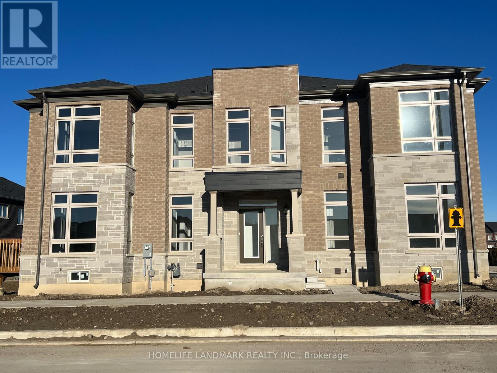 6 Mace Avenue, Richmond Hill, Ontario  L4E 1K8 - Photo 3 - N13797718