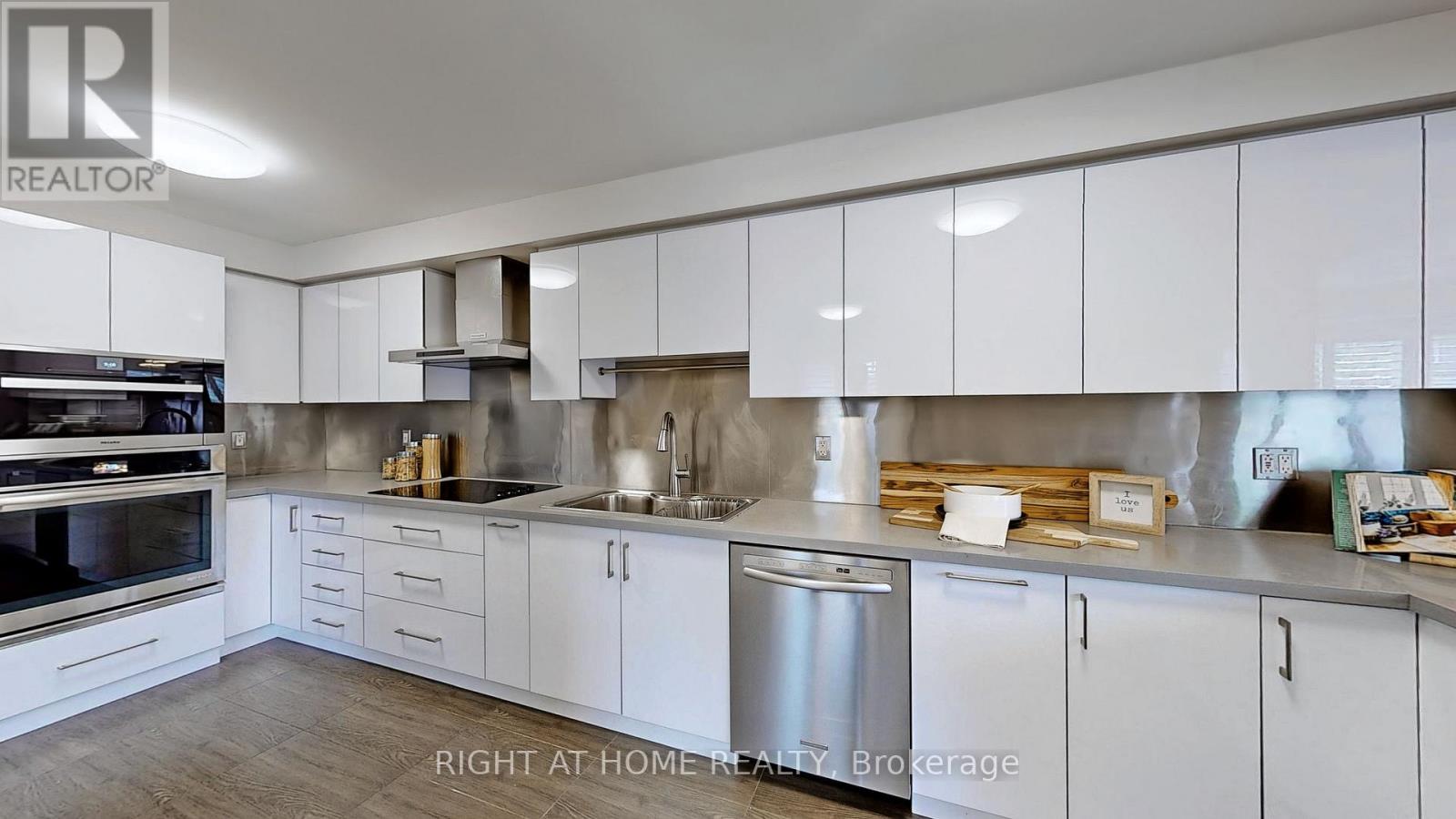 1 Ray Street, Markham, Ontario  L3R 5X6 - Photo 10 - N13797850