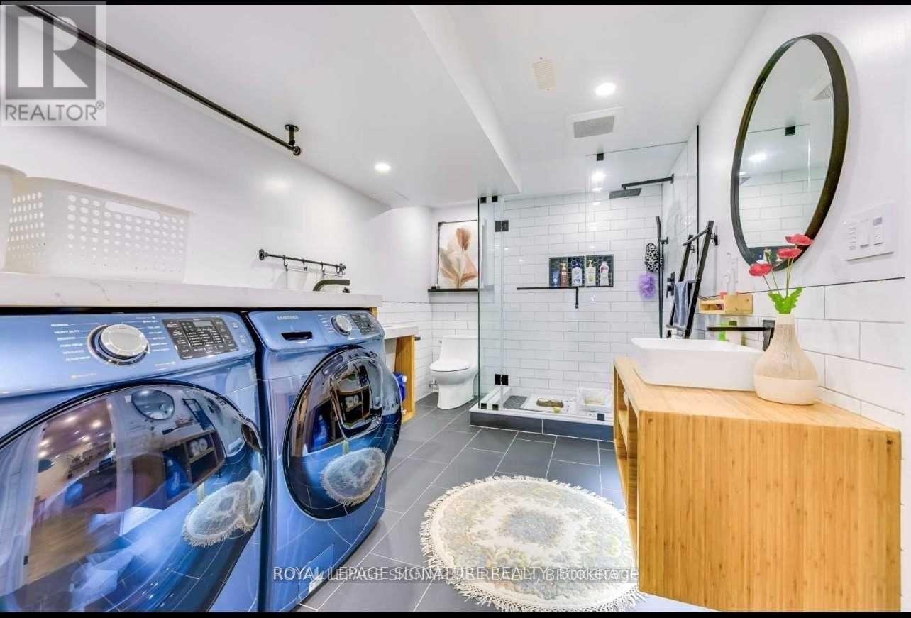 Basement - 5214 Palomar Crescent, Mississauga, Ontario  L5R 2W9 - Photo 8 - W13797638