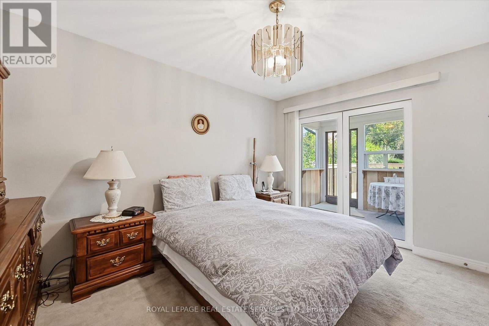 305 Queen Mary Drive, Oakville, Ontario  L6K 3L5 - Photo 18 - W13797664