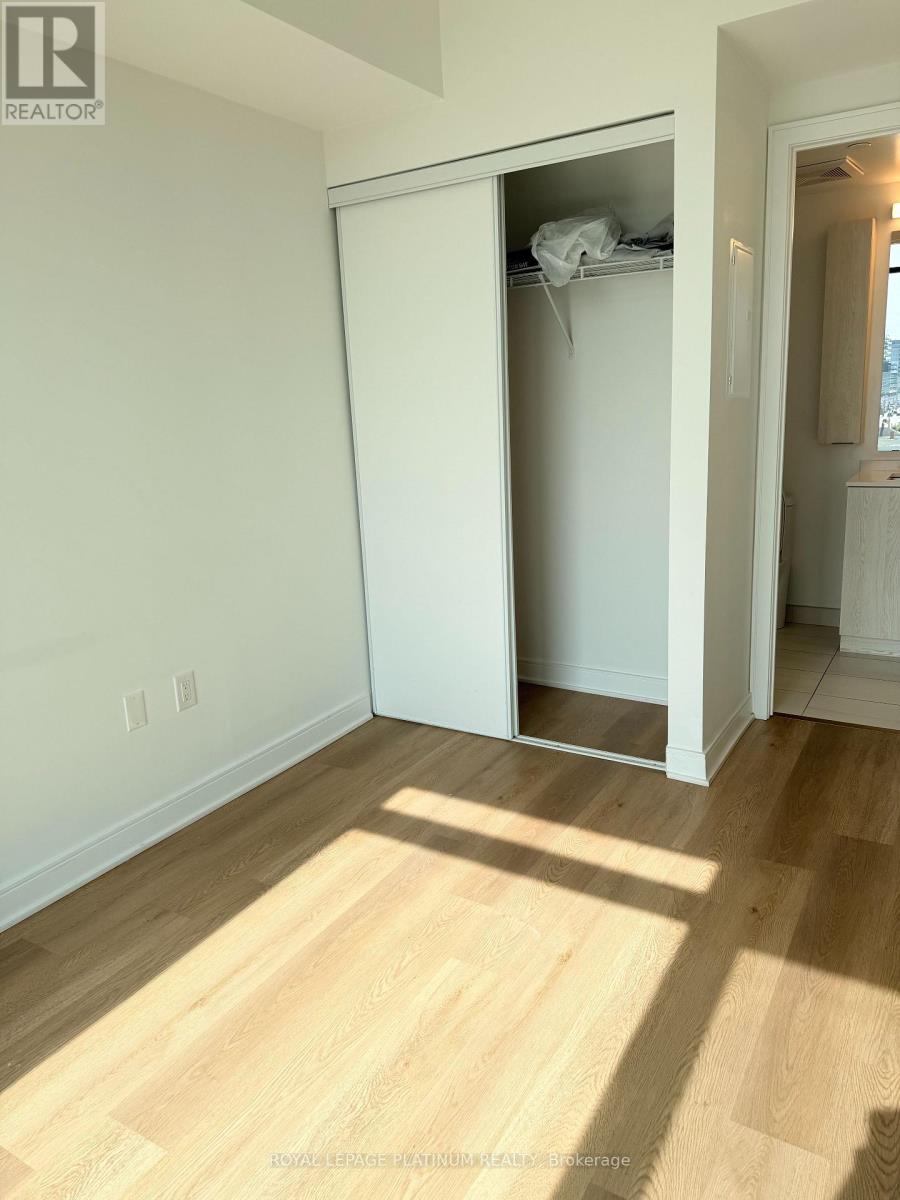 819 - 86 Dundas Street E, Mississauga, Ontario  L5A 1W4 - Photo 5 - W13797670