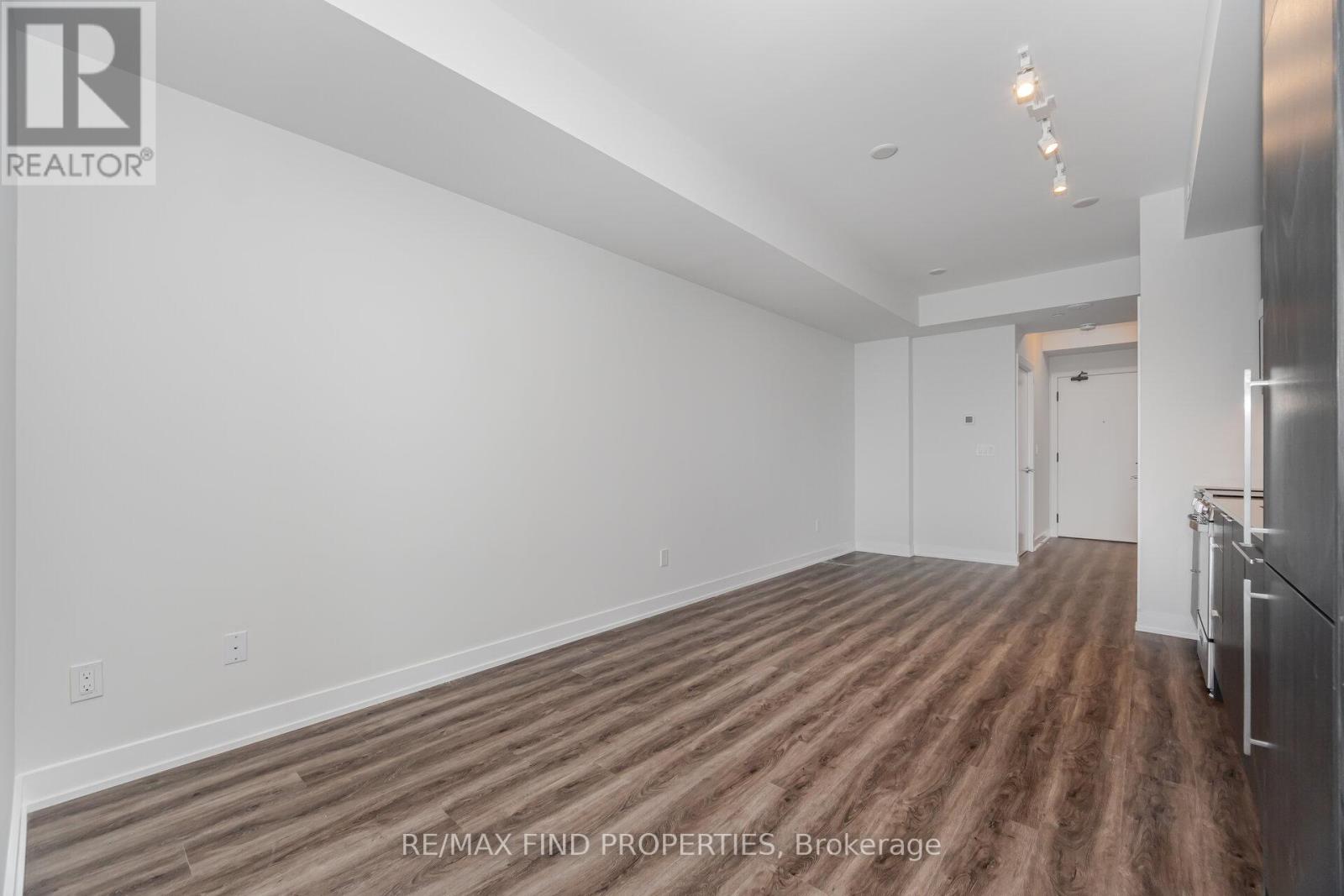 1405 - 430 Square One Drive, Mississauga, Ontario  L5B 0L6 - Photo 17 - W13797688