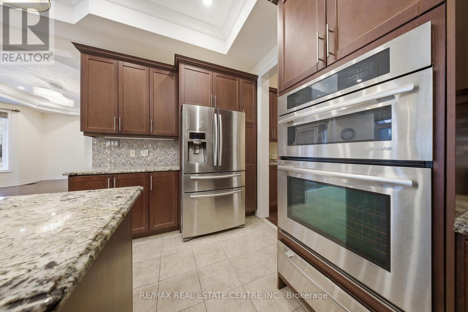 3290 Erin Centre Boulevard, Mississauga, Ontario  L5M 0K9 - Photo 18 - W13797720