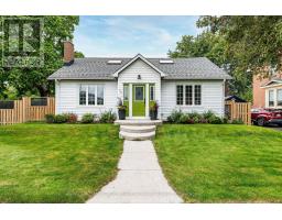 32 CRAIG STREET, Brampton, Ontario