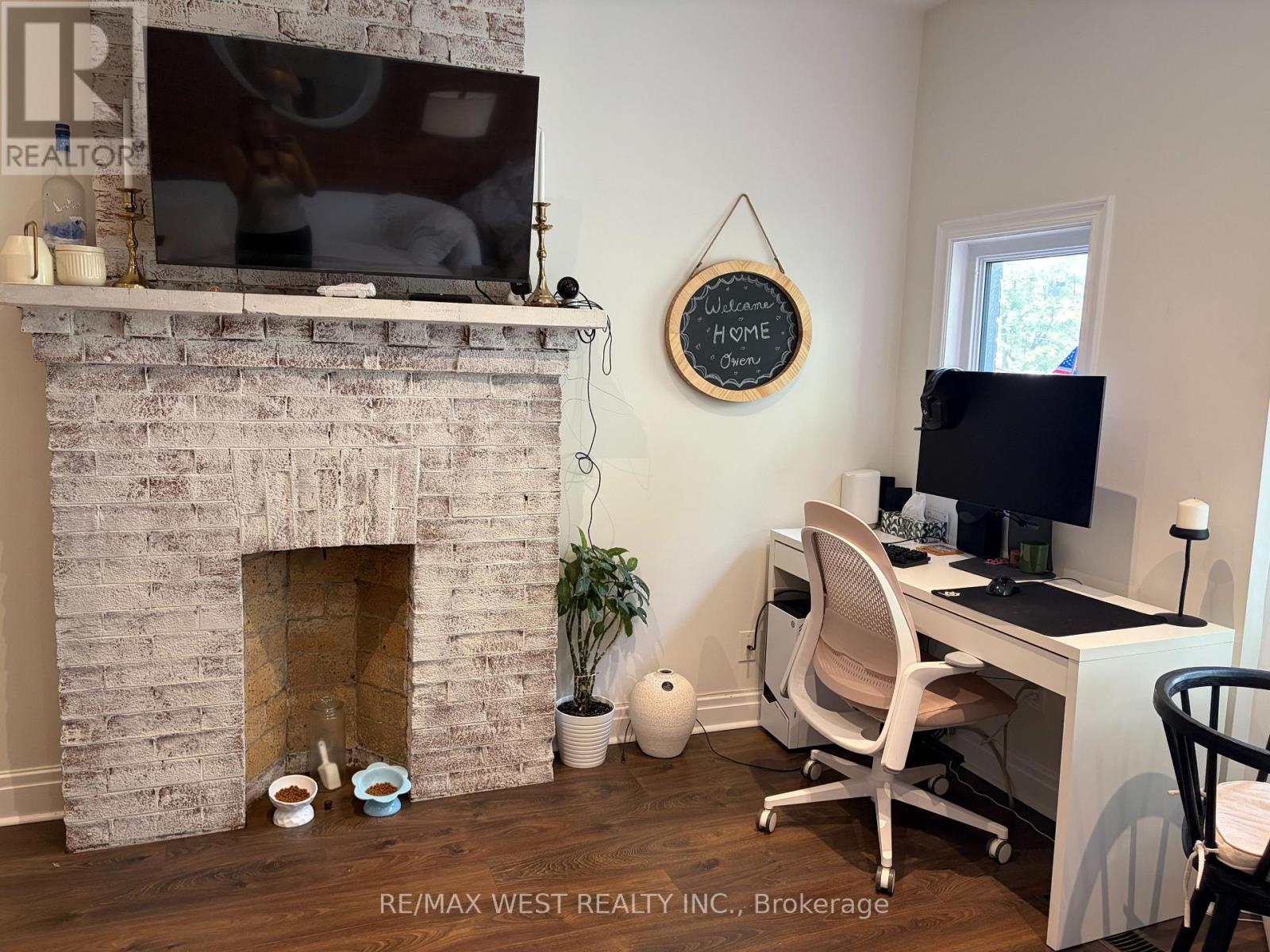 Upper - 28 Spencer Avenue, Toronto, Ontario  M6K 2J6 - Photo 6 - W13797788