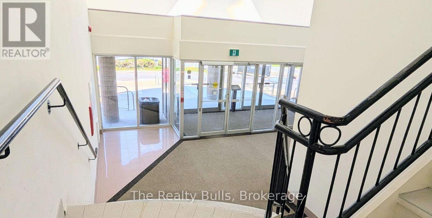 209 - 6660 Kennedy Road, Mississauga, Ontario  L5T 2M9 - Photo 3 - W13797834