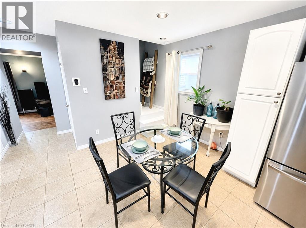 15 Esther Street, Brantford, Ontario  N3S 6K3 - Photo 7 - 40864318