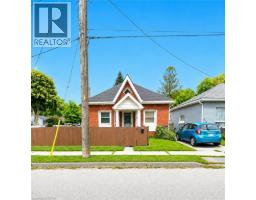 15 ESTHER Street, Brantford, Ontario