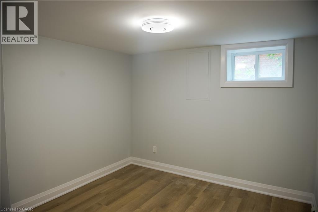 225 Aldercrest Avenue Unit# Lower Level, Hamilton, Ontario  L9B 1L5 - Photo 10 - 40864165