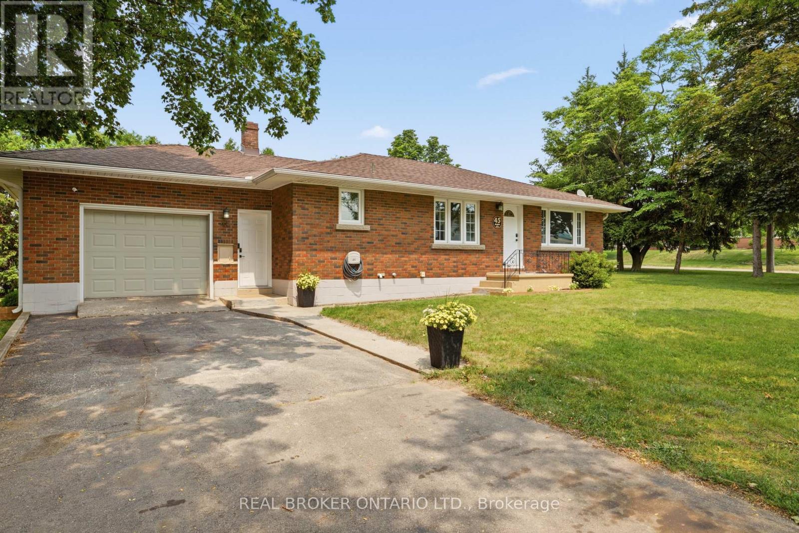 45 Argyle Avenue, Norfolk, Ontario  N4B 1J4 - Photo 3 - X13797616