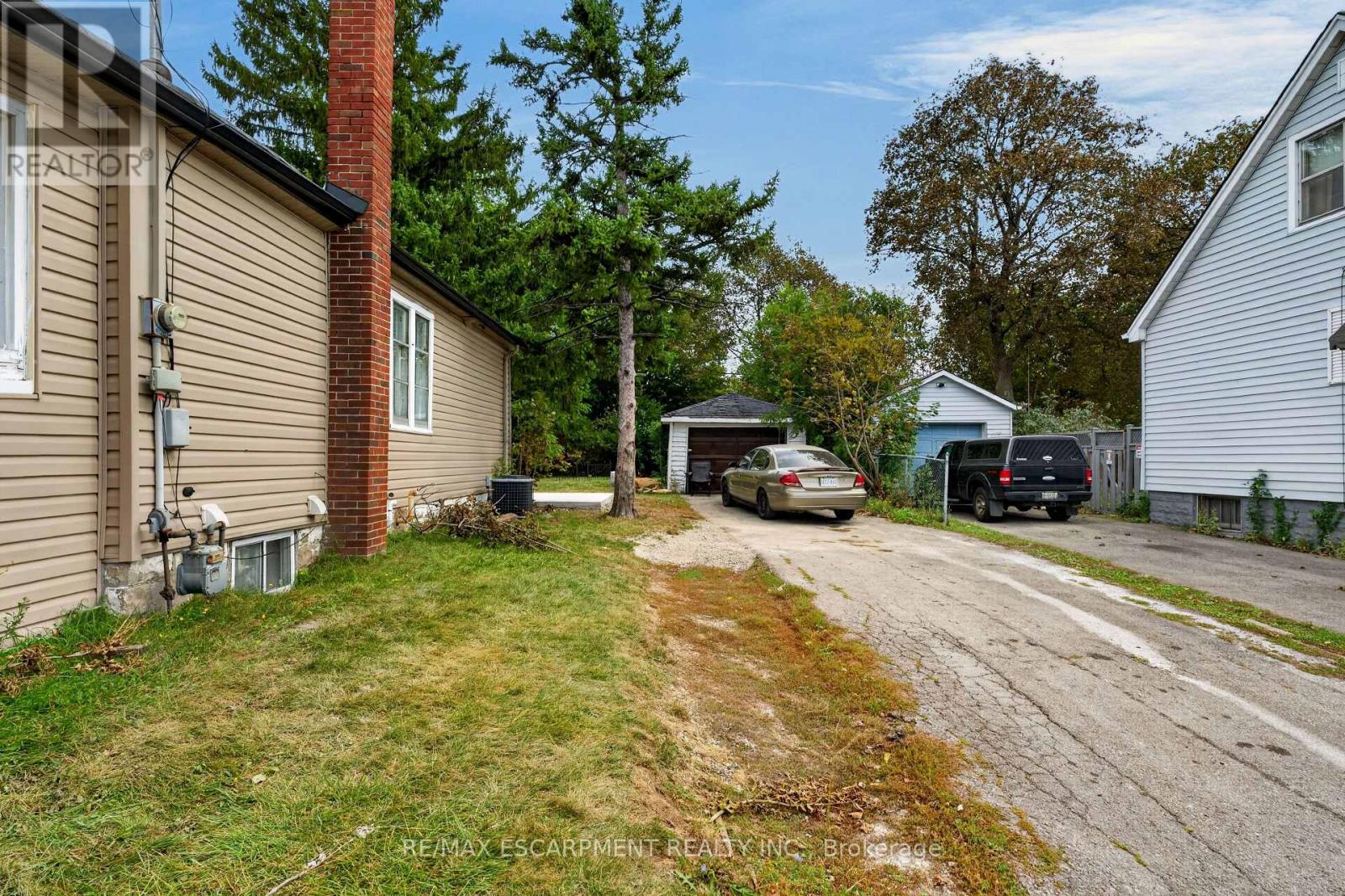 241 West 5th Street W, Hamilton, Ontario  L9C 3N8 - Photo 17 - X13797634