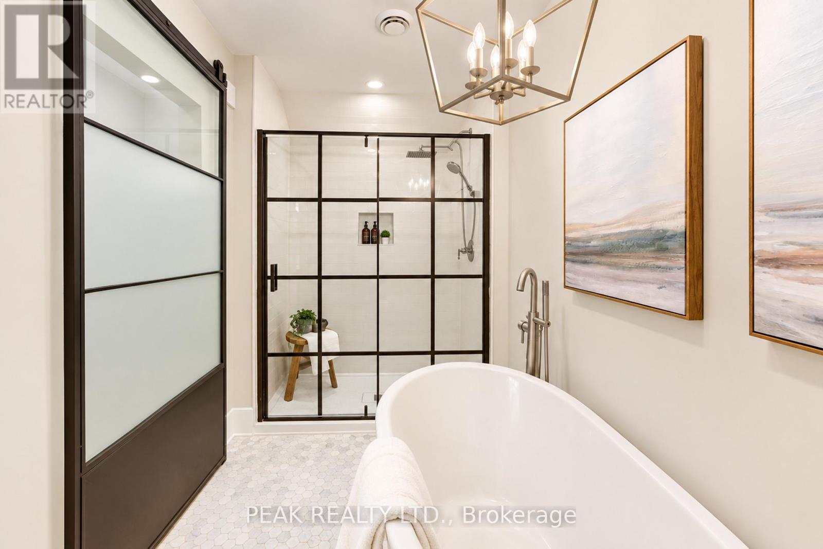 64 William Street W, Waterloo, Ontario  N2L 1J7 - Photo 17 - X13797696