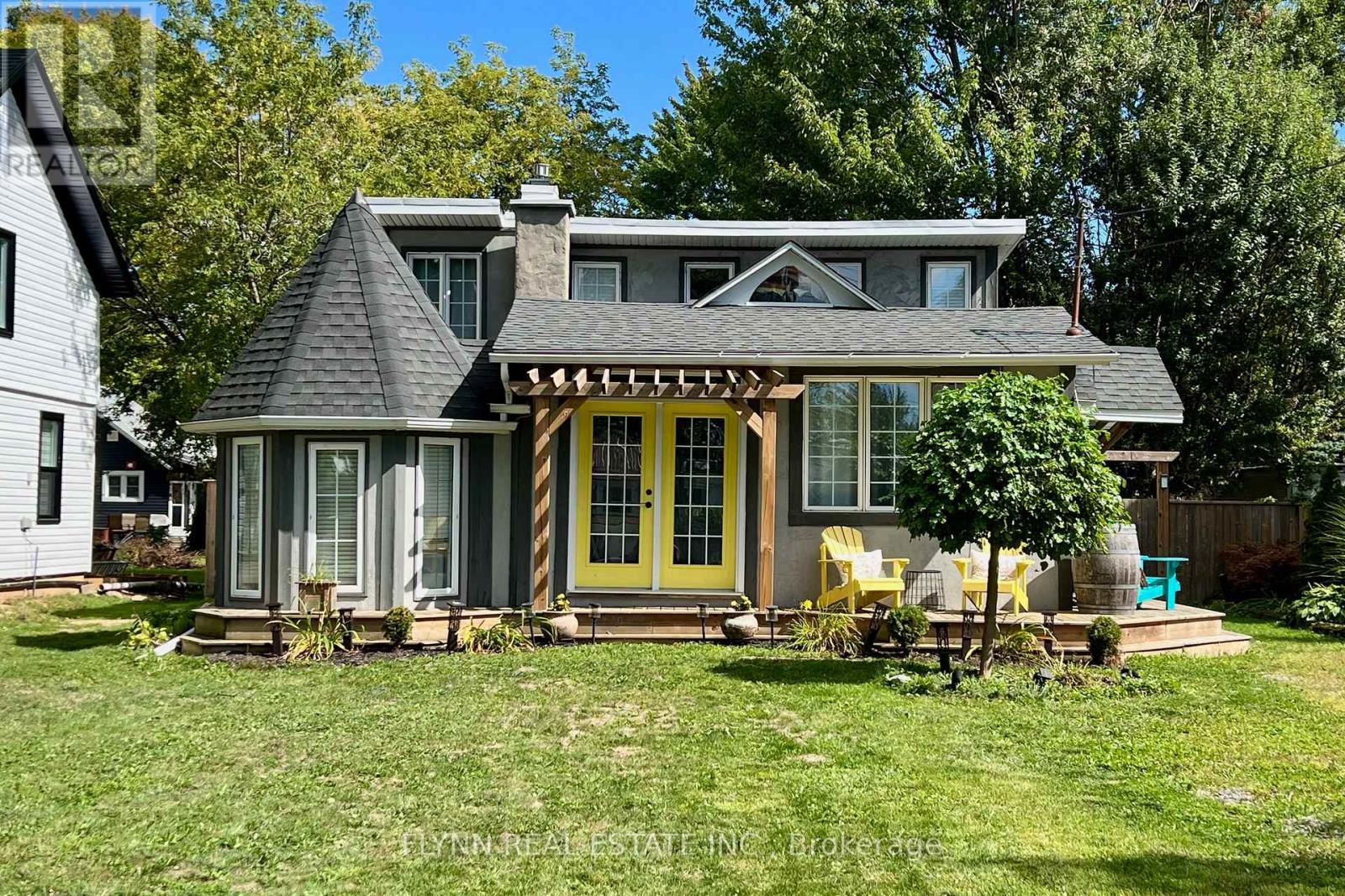 374 Ridgeway Road, Fort Erie, Ontario  L0S 1B0 - Photo 2 - X13797746