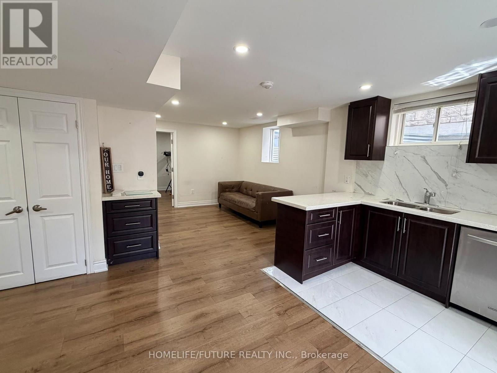 Bsmt - 61 Wideman Boulevard, Guelph, Ontario  N1E 0H9 - Photo 2 - X13797808